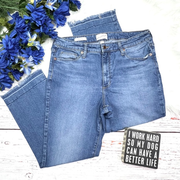 👖|•UNIVERSAL THREAD•| Ankle Bootcut High Waist Raw Hems Size 12/31👖 - Picture 3 of 11